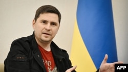 Подоляк бачить дуже обмежену присутність "Групи Вагнера" в Білорусі й через те, що в Лукашенка просто не буде бажання строювати собі додаткові загрози.