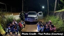 အထောက်အထားမဲ့ မြန်မာတွေနဲ့ လူမှောင်ခိုတဦး ထိုင်းရဲဖမ်းဆီး