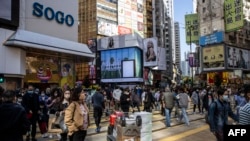 12月22日,香港的一处购物区。