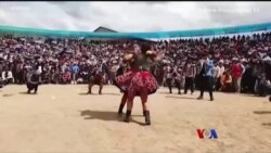 မုန်းသူစိတ်ကြိုက်ထိုး လက်ဝှေ့ပွဲ၊ ပြိုင်မြင်းအလား နွား၊ “ထူးခြားဆန်းပြားသတင်းများ” မုန်းသူစိတ်ကြိုက်ထိုး လက်ဝှေ့ပွဲ၊ ပြိုင်မြင်းအလား နွား၊ “ထူးခြားဆန်းပြားသတင်းများ”