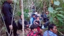 လူမှောင်ခိုစွန့်ပစ်ထားတဲ့ မြန်မာတွေ ထိုင်းရဲဖမ်းဆီး လူမှောင်ခိုစွန့်ပစ်ထားတဲ့ မြန်မာတွေ ထိုင်းရဲဖမ်းဆီး