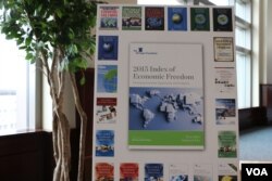 传统基金会发布2015年经济自由度指数(美国之音 杨晨拍摄)