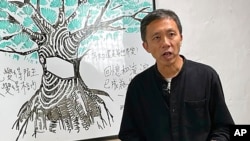 香港资深记者区家麟参加电视节目的讨论(2021年12月14日)