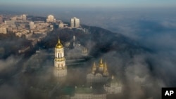 基辅洞窟修道院(Monastery of the Caves),又名佩乔尔斯克修道院(Kyiv-Pechersk Lavra)。俄军又一次对基辅发动猛烈攻势,该修道院的命运令人担忧。