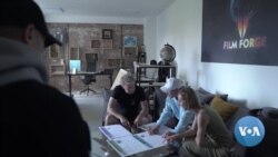 VOA英语视频:Ukrainian Refugees Find Work, Shelter in Bulgarian Film Studio VOA英语视频:Ukrainian Refugees Find Work, Shelter in Bulgarian Film Studio