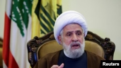此前担任黎巴嫩真主党副总书记的二号人物纳伊姆·卡西姆(Naim Qassem)10月29日已经被选为真主党总书记,成为该组织的新任最高领导人。
