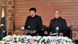 Shehbaz Sharif ပါကစ္စတန်ဝန်ကြီးချုပ်အဖြစ် ကျမ်းသစ္စာကိျန်ဆို Shehbaz Sharif ပါကစ္စတန်ဝန်ကြီးချုပ်အဖြစ် ကျမ်းသစ္စာကိျန်ဆို