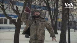 Чемпіонат з американського футболу «СуперБоул» дивитимуться навіть з українських окопів. Відео Чемпіонат з американського футболу «СуперБоул» дивитимуться навіть з українських окопів. Відео