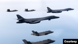2023年2月1日,美国派出包括能携带核武器的B-1B型战略轰炸机参与美韩军演。(韩国国防部照片)