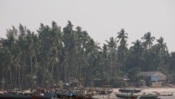 ရခိုင်လမ်းကြောင်း စစ်ကောင်စီပိတ်ဆို့မှု ခရီးသွားတွေ အခက်ကြုံ
 ရခိုင်လမ်းကြောင်း စစ်ကောင်စီပိတ်ဆို့မှု ခရီးသွားတွေ အခက်ကြုံ
