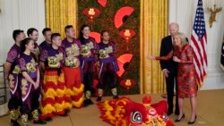 အိမ်ဖြူတော်မှာ တရုတ်နှစ်ကူးပွဲကျင်းပ
 အိမ်ဖြူတော်မှာ တရုတ်နှစ်ကူးပွဲကျင်းပ