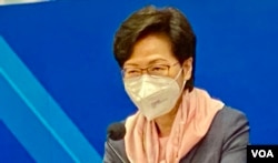 香港特首林郑月娥表示,香港目前的病毒检测能力有限,很多地方不能与中国大陆的城市比较 (美国之音/汤惠芸)