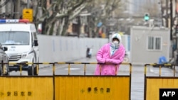 上海黄浦区发现新的新冠感染者后封闭了区里的街道。(2022年3月21日)