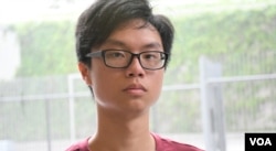 区倬僖表示,惩教署”锁仓”管理剥夺亲友与在囚人士书信往来的权利。 (美国之音 汤惠芸)