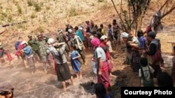ကရင်ဒေသ စစ်ဘေးဒုက္ခသည်များ