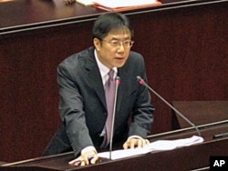 黄伟哲,民进党立委