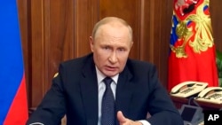 У своїй промові Путін також пригрозив західним країнами використанням Росією ядерною зброєю.