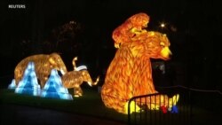 ပါရီက ဧရာမ မီးပုံးကြီးများ ပါရီက ဧရာမ မီးပုံးကြီးများ