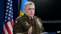 美国参谋长联席会议主席米利上将在五角大楼的记者会上(2022年11月16日)