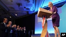 英国外交大臣伊丽莎白·特拉斯(Liz Truss)在保守党选举中胜出,出任英国保守党党魁。(2022年9月5日)