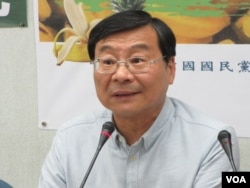 台湾在野党国民党立委曾铭宗 (美国之音张永泰拍摄)