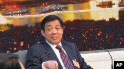 中共重庆市委书记薄熙来(资料照片,2010年3月6日摄于北京人民大会堂)