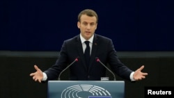 Президент Еммануель Макрон в Європейському парламенті