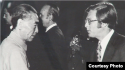 1971年周恩来与洛德在人民大会堂