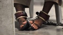 Các nhóm nhân quyền lên án kế hoạch giam giữ di dân ở Guantanamo của TT Trump Các nhóm nhân quyền lên án kế hoạch giam giữ di dân ở Guantanamo của TT Trump