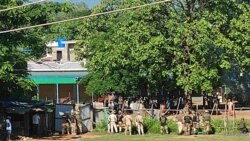 အိန္ဒိယရောက် မြန်မာစစ်ရှောင်တွေ အဖမ်းခံရမယ့်ဘေး စိုးရိမ် အိန္ဒိယရောက် မြန်မာစစ်ရှောင်တွေ အဖမ်းခံရမယ့်ဘေး စိုးရိမ်
