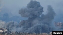 以色列2023年11月21日继续对加沙地带的哈马斯激进分子目标实施空袭。(路透社)