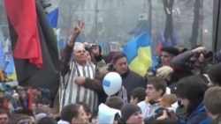 Україна має пояснити свої принципи і не змагатись у пропаганді з Москвою - експерт Україна має пояснити свої принципи і не змагатись у пропаганді з Москвою - експерт