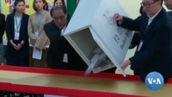 VOA英语视频: 香港区议会选举创纪录投票率 显示民主力量巨大胜利 VOA英语视频: 香港区议会选举创纪录投票率 显示民主力量巨大胜利