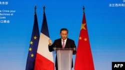 6月21日,李强在巴黎出席中法工商界晚餐会并致辞。