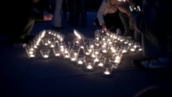 Українці у світі демонструють свою єдність Українці у світі демонструють свою єдність
