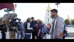 "Джулія Блу" - трейлер американської стрічки про сучасну Україну покажуть у Нью-Йорку. Відео "Джулія Блу" - трейлер американської стрічки про сучасну Україну покажуть у Нью-Йорку. Відео