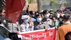 ကယားဆန္ဒပြပွဲ ရဲတပ်ဖွဲ့ဝင်တွေ ပိုပူးပေါင်းလာ ကယားဆန္ဒပြပွဲ ရဲတပ်ဖွဲ့ဝင်တွေ ပိုပူးပေါင်းလာ