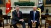 Україна опиняється в епіцентрі політичного скандалу у США