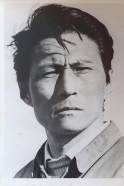 文革后1978年返回北京时的王西麟。(王西麟提供照片)
