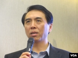 台湾在野党国民党立委陈学圣(美国之音张永泰拍摄 )