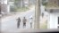 Video ya AFP TV na Goma mokolo mwa 25 2025, motalisibato ba mandoki bazali kotambola na Goma mpe baike bamemi mikumba.
