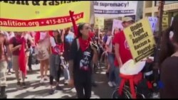 美加州伯克利群众反极右翼 呼吁大家挺身而出 美加州伯克利群众反极右翼 呼吁大家挺身而出