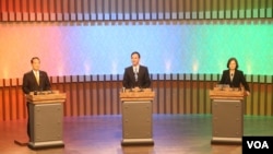 中华民国第14任总统候选人首场辩论会 (照片来源:公共电视台)