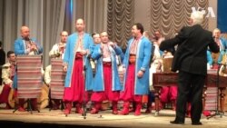 Jingle Bells українською та англійською у виконанні солістів Національної капели бандуристів України. Відео Jingle Bells українською та англійською у виконанні солістів Національної капели бандуристів України. Відео