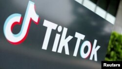 美国加州卡尔弗城的TikTok总部前的公司标识。(2020年9月15日)