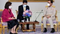 ကုလမြန်မာကိုယ်စားလှယ်နဲ့တွေ့ဆုံနေတဲ့ ထိုင်းဝန်ကြီးချုပ် Proyut Chan-0-cha ( ဓာတ်ပုံ - အေပီ)