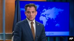 美国国务院副发言人帕拉迪诺(美联社2019年2月7日)