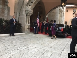 美国总统川普夫妇在海湖庄园迎接到访的中国国家主席习近平夫妇。(美国之音赫尔曼拍摄)