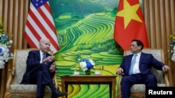 美国总统拜登和越南总理范明政2023年9月11日在河内会晤。(路透社)