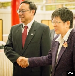 此次经合会由海基会副董事长施惠芬和海协会常务副会长郑立中共同召集。(美国之音记者方正拍摄)